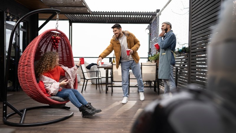 How to Design a Multi-Season Deck That Adapts to Your Lifestyle